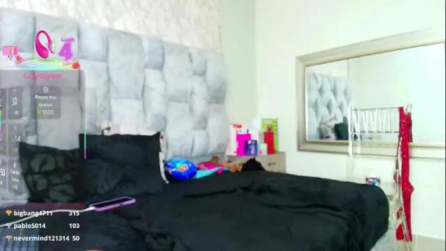 Image 2 of sofia_gutierrez__ Stream on Chaturbate on 8 days ago