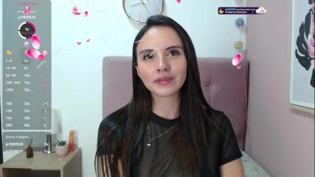 Image 12 of sofia_her Stream on Chaturbate on 1 month ago