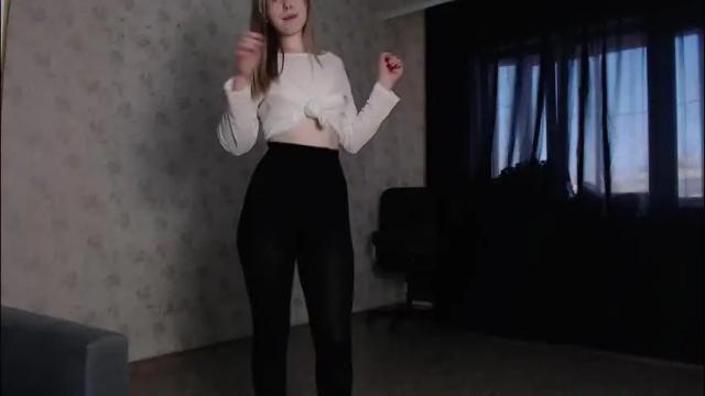 Image 6 of sofia_here Stream on Chaturbate on 12 days ago