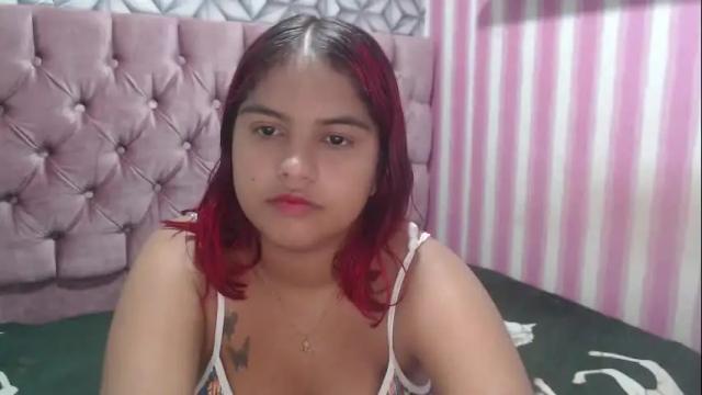 Image 3 of sofia_land_18 Stream on Chaturbate on 7 months ago