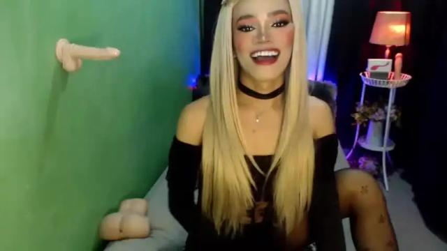 Thumbnail 2, sofia_marie102599's Stream at Chaturbate, 14 months ago
