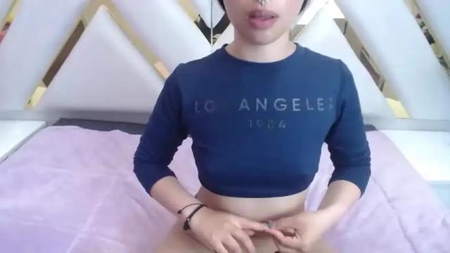 Image 7 of sofia_mirandaa Stream on Chaturbate on 15 months ago