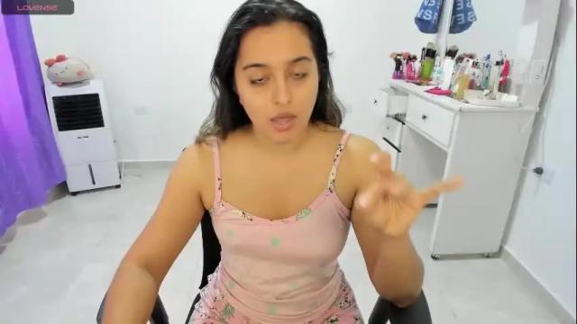 Image 12 of sofia_new Stream on Chaturbate on 3 months ago