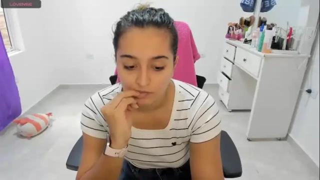 Image 10 of sofia_new Stream on Chaturbate on 2 months ago