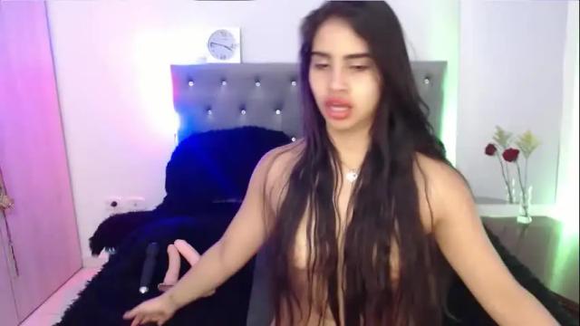 Image 10 of sofia_orteg4 Stream on Chaturbate on 20 months ago