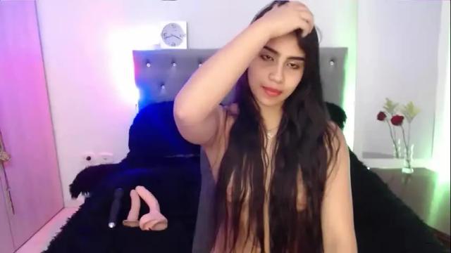 Image 11 of sofia_orteg4 Stream on Chaturbate on 20 months ago