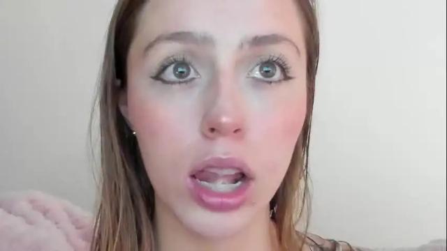Image 2 of sofia_palacios_ Stream on Chaturbate on 23 days ago