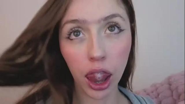 Image 8 of sofia_palacios_ Stream on Chaturbate on 3 months ago