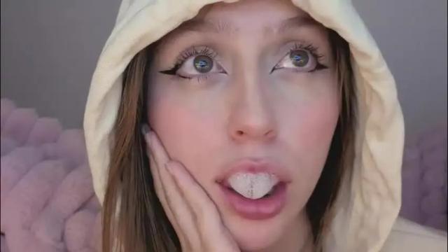 Image 3 of sofia_palacios_ Stream on Chaturbate on 1 month ago