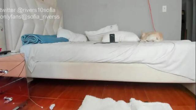 Image 12 of sofia_rivers_ Stream on Chaturbate on 21 days ago