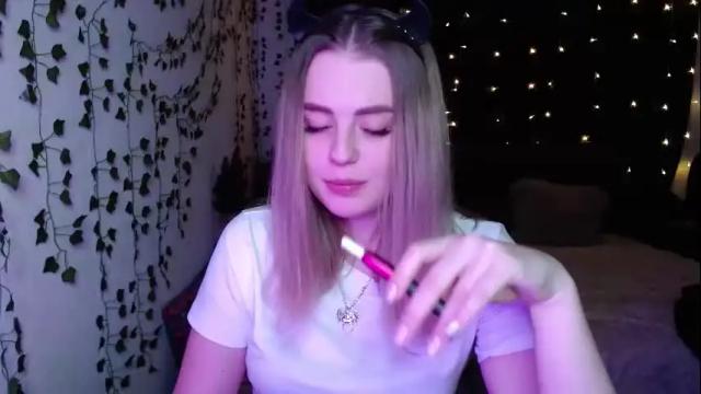 Image 6 of sofia_rosemary Stream on Chaturbate on 5 months ago