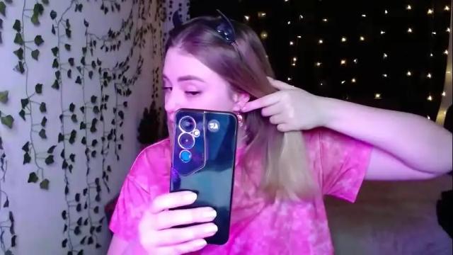 Image 8 of sofia_rosemary Stream on Chaturbate on 5 months ago