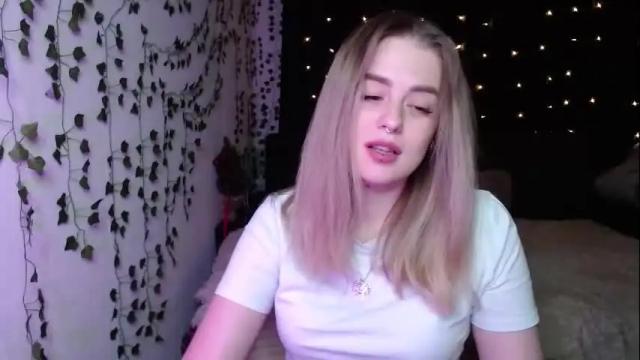 Thumbnail 1, sofia_rosemary's Stream at Chaturbate, 4 months ago