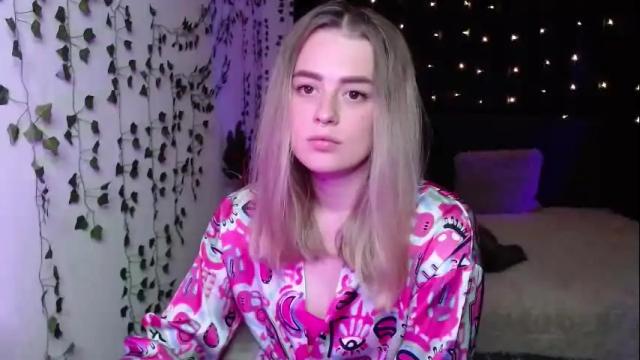 Image 10 of sofia_rosemary Stream on Chaturbate on 4 months ago