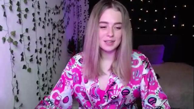 Image 12 of sofia_rosemary Stream on Chaturbate on 4 months ago