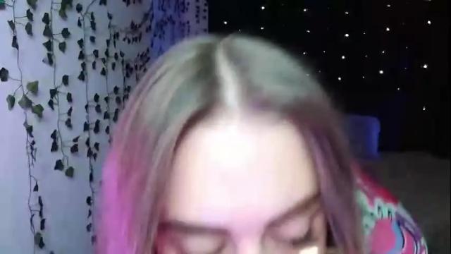 Image 3 of sofia_rosemary Stream on Chaturbate on 4 months ago