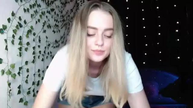 Image 8 of sofia_rosemary Stream on Chaturbate on 3 months ago