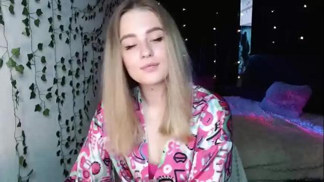 Image 3 of sofia_rosemary Stream on Chaturbate on 3 months ago