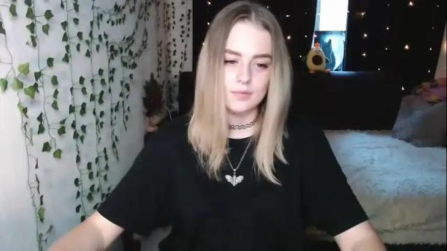 Image 11 of sofia_rosemary Stream on Chaturbate on 3 months ago