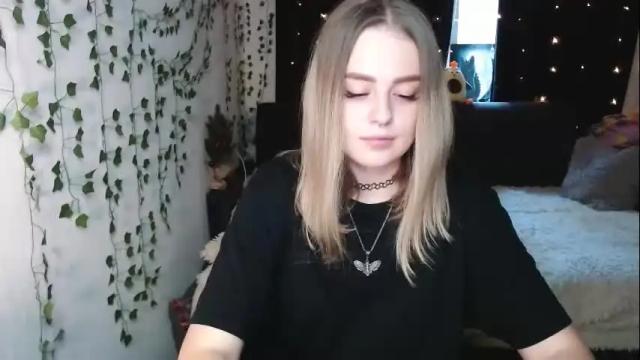 Image 6 of sofia_rosemary Stream on Chaturbate on 3 months ago