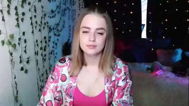 Image 3 of sofia_rosemary Stream on Chaturbate on 3 months ago