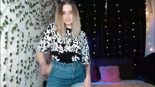 Image 7 of sofia_rosemary Stream on Chaturbate on 3 months ago