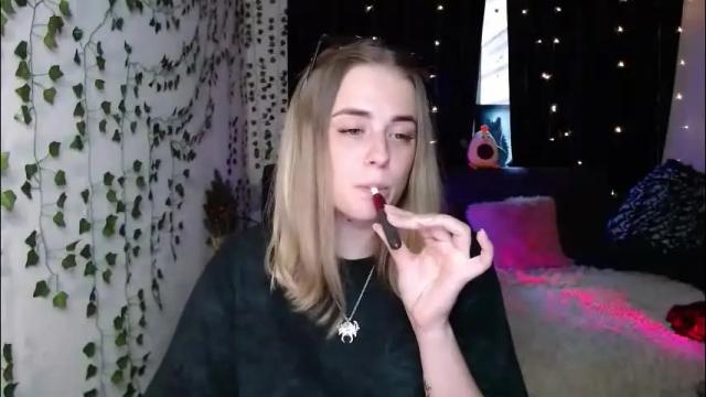 Image 4 of sofia_rosemary Stream on Chaturbate on 3 months ago