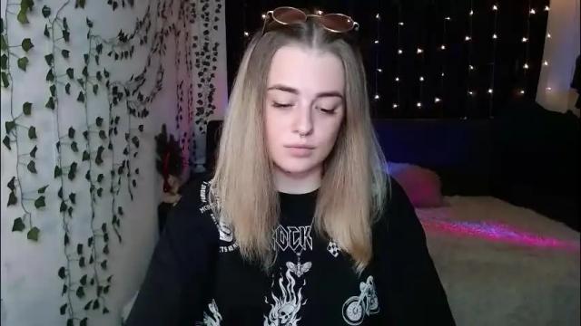 Thumbnail 1, sofia_rosemary's Stream at Chaturbate, 2 months ago