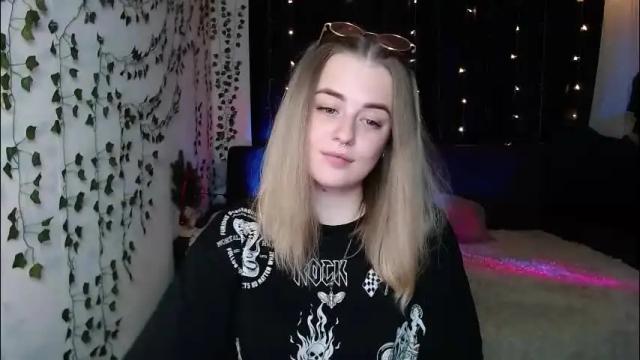 Image 7 of sofia_rosemary Stream on Chaturbate on 2 months ago
