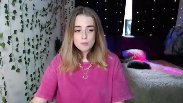 Image 4 of sofia_rosemary Stream on Chaturbate on 2 months ago