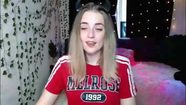 Image 11 of sofia_rosemary Stream on Chaturbate on 2 months ago