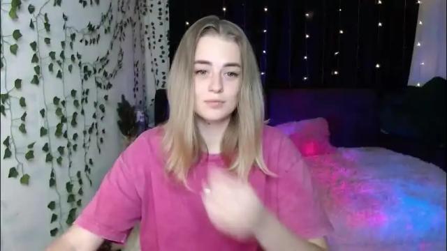 Image 6 of sofia_rosemary Stream on Chaturbate on 2 months ago