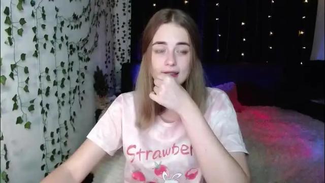 Image 11 of sofia_rosemary Stream on Chaturbate on 1 month ago