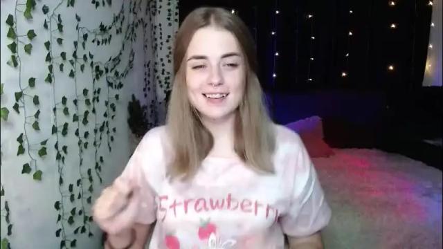 Image 4 of sofia_rosemary Stream on Chaturbate on 1 month ago