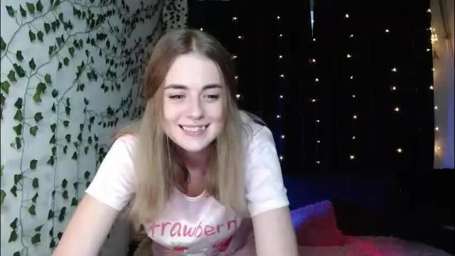 Image 8 of sofia_rosemary Stream on Chaturbate on 1 month ago