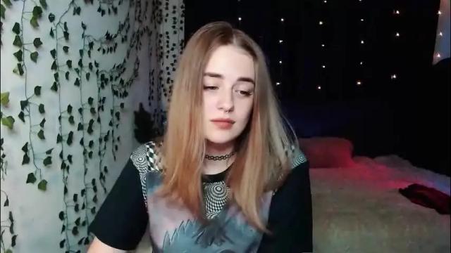 Image 11 of sofia_rosemary Stream on Chaturbate on 1 month ago