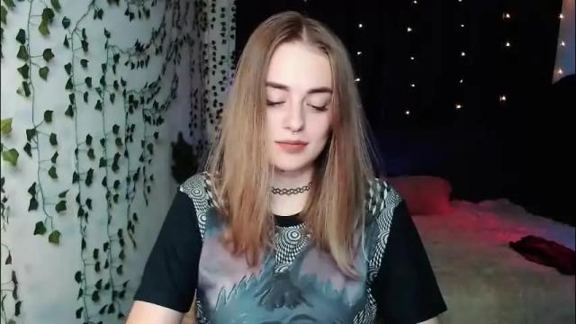 Image 7 of sofia_rosemary Stream on Chaturbate on 1 month ago