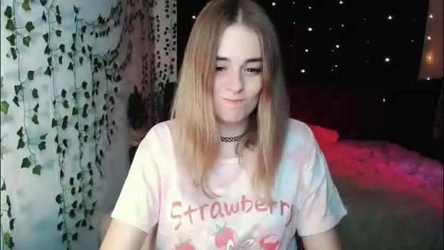 Image 2 of sofia_rosemary Stream on Chaturbate on 1 month ago