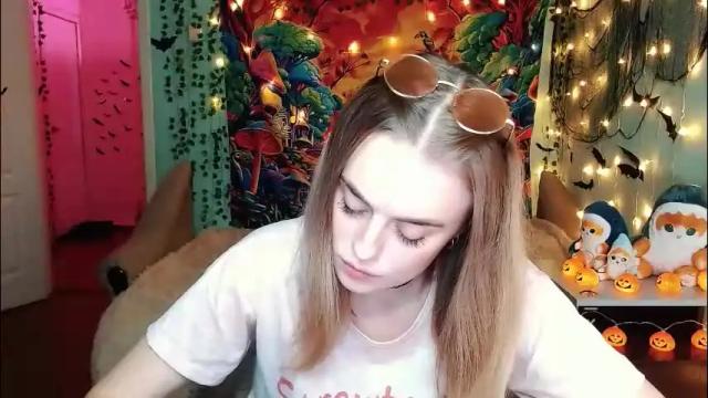 Image 7 of sofia_rosemary Stream on Chaturbate on 2 months ago