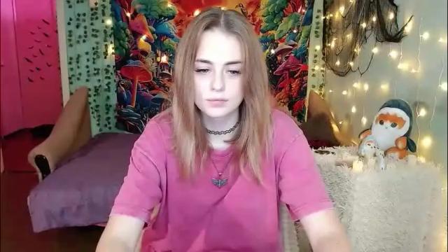 Image 12 of sofia_rosemary Stream on Chaturbate on 2 months ago