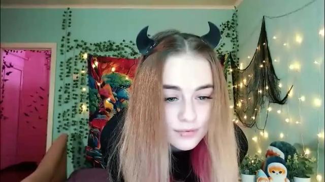 Image 4 of sofia_rosemary Stream on Chaturbate on 1 month ago