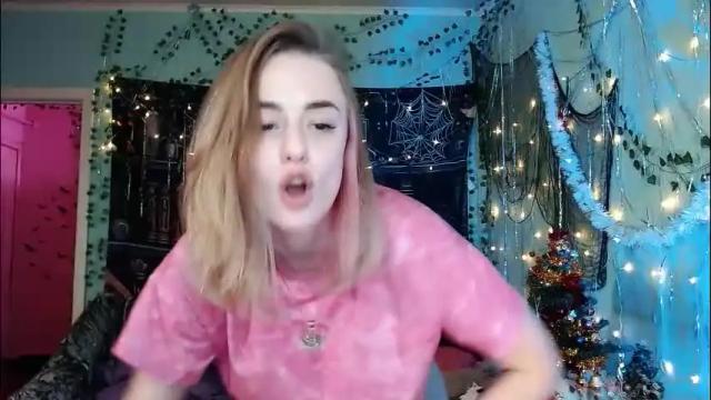 Image 10 of sofia_rosemary Stream on Chaturbate on 15 days ago