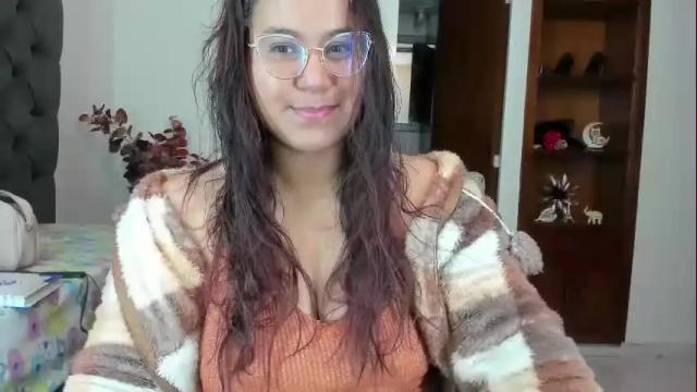 Image 3 of sofia_sorceress Stream on Chaturbate on 1 month ago