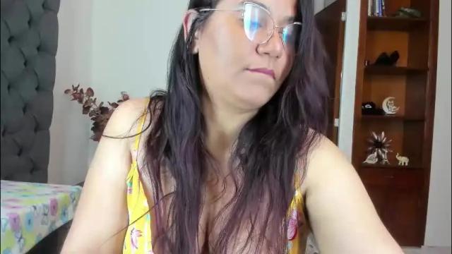 Image 2 of sofia_sorceress Stream on Chaturbate on 14 days ago