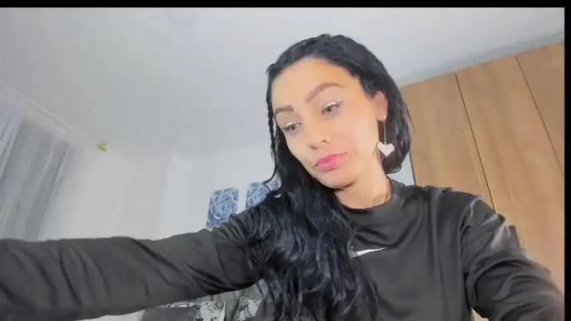 Thumbnail 2, sofia_swett_03's Stream at Chaturbate, 1 month ago