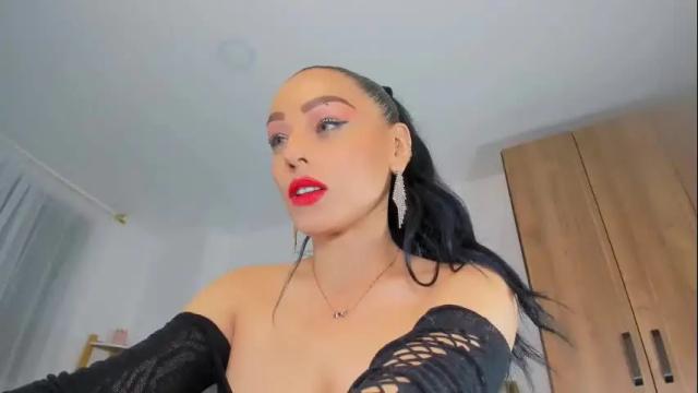Image 7 of sofia_swett_03 Stream on Chaturbate on 1 month ago