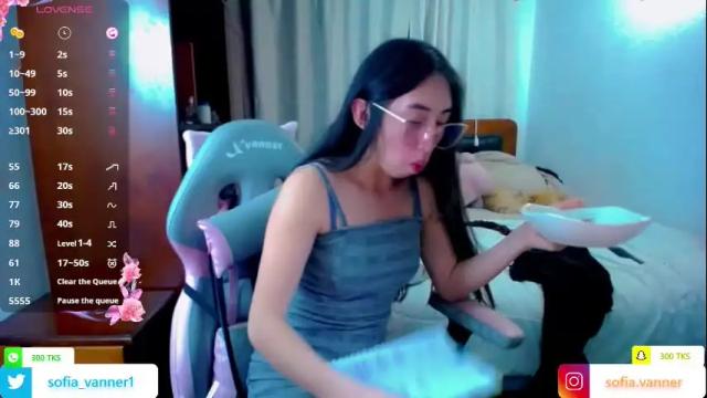 Image 8 of sofia_vanner Stream on Chaturbate on 25 days ago