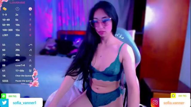 Image 7 of sofia_vanner Stream on Chaturbate on 4 days ago