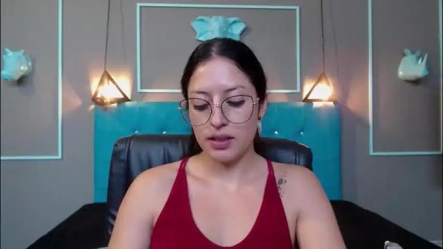 Image 6 of sofia_white3 Stream on Chaturbate on 2 months ago