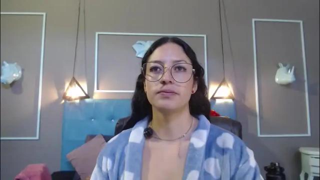 Thumbnail 1, sofia_white3's Stream at Chaturbate, 2 months ago